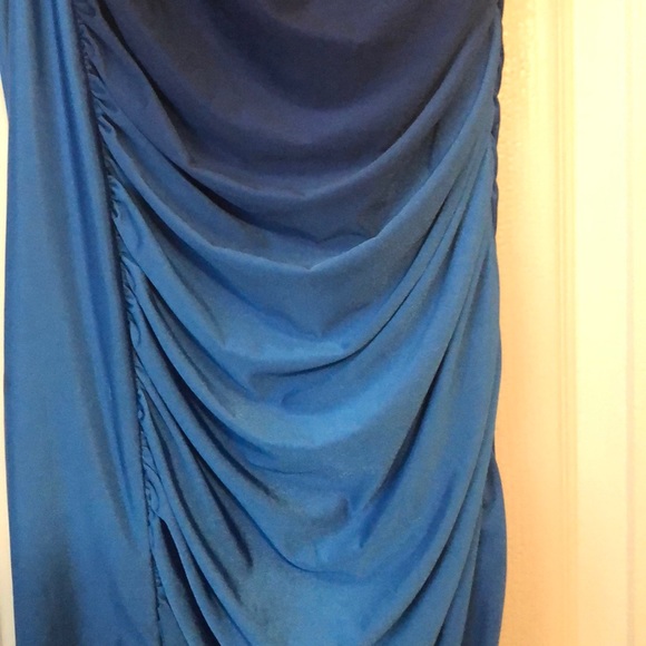 Blue Ruffled Body Con Dress - Picture 4 of 6